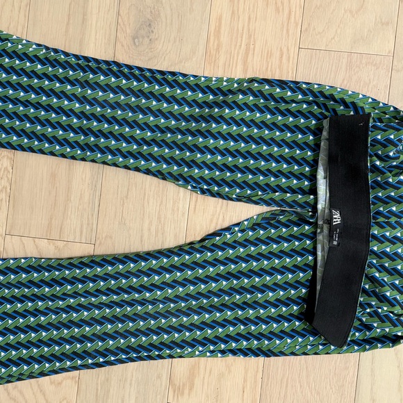 Zara Geometric Patterned Pants - Picture 4 of 5